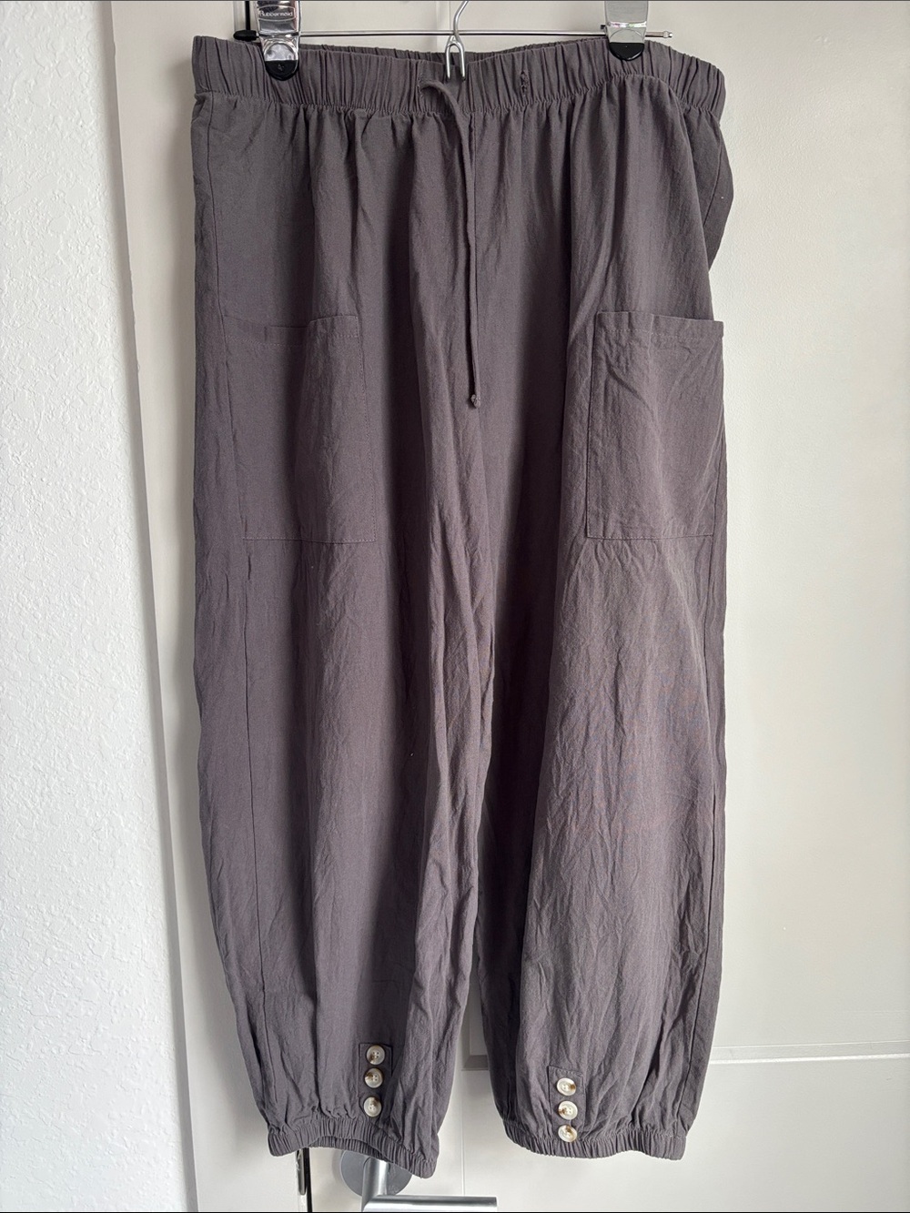 Amazon Men's Drawstring Joggers in Charcoal